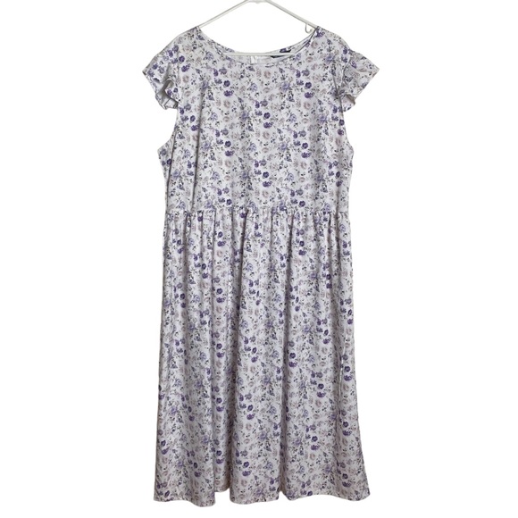 Woman's Dress-Plus size, Floral, Flutter Sleeve, Soft, Lightweight - Picture 1 of 11